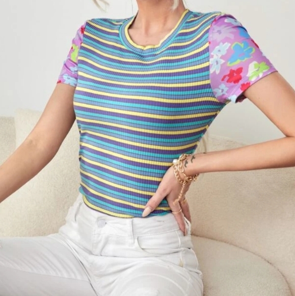 SHEIN Tops - New Floral Print Sleeve Striped Tee (Lg)